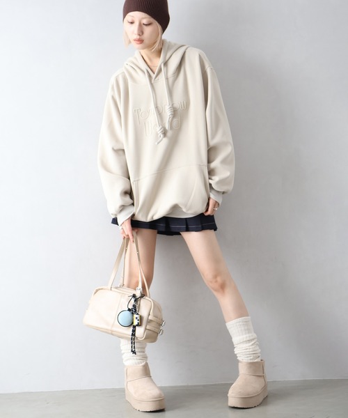 SpRay（スプレイ）の「ロゴ刺しゅうビッグパーカー（パーカー・レディース・ボルドー/アイボリー/チャコールグレー/グレー/ブラウン・FREE）」の15枚目の写真