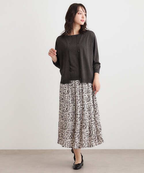 LAURA ASHLEY(ローラアシュレイ)の「【ラメ/アンサンブル可】ニットカーディガン(カーディガン/ボレロ・レディース・チャコールグレー/ベージュ・38/40)」の4枚目の写真