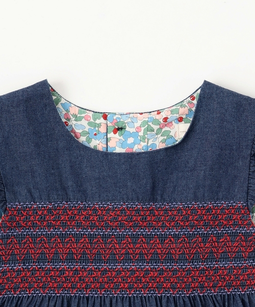 sense of wonder（センスオブワンダー）の「デニムスモッキングジャンパースカート（ジャンパースカート・キッズ・ネイビー・120cm/130cm/90cm/100cm/110cm/80ｃｍ）」の3枚目の写真