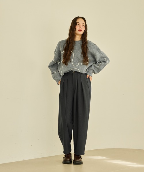OLUN(オルン)の「wide cocoon slacks pants/ワイドコクーンスラックスパンツ(スラックス・レディース・アイボリー/ブラウン/チャコールグレー/グレイッシュベージュ/ブラック・MEDIUM/SMALL)」の14枚目の写真