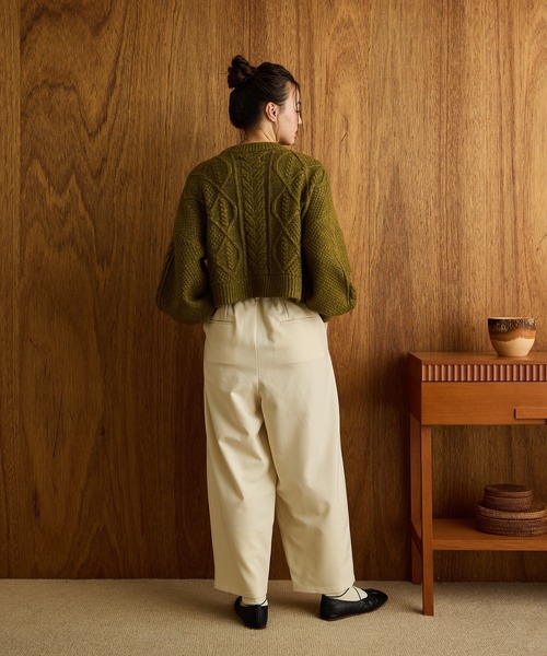 OLUN（オルン）の「wide cocoon slacks pants/ワイドコクーンスラックスパンツ（スラックス・レディース・アイボリー/ブラウン/チャコールグレー/グレイッシュベージュ/ブラック・MEDIUM/SMALL）」の19枚目の写真