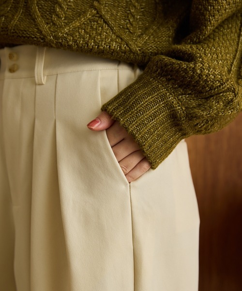 OLUN（オルン）の「wide cocoon slacks pants/ワイドコクーンスラックスパンツ（スラックス・レディース・アイボリー/ブラウン/チャコールグレー/グレイッシュベージュ/ブラック・MEDIUM/SMALL）」の17枚目の写真