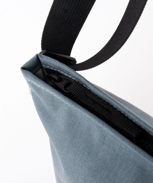 DANTON(ダントン)の「【DANTON/ダントン】MONTSOURIS(モンスリ)ショルダーバッグ 25AW(ショルダーバッグ・メンズ・ブラック/グレー/グレイッシュブルー・FREE)」の9枚目の写真