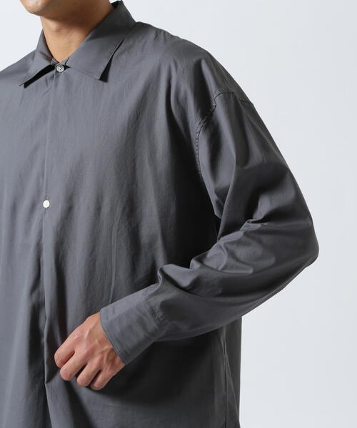 Toironier(トワロニエ)の「Toironier/トワロニエ/2Button Skipper Shirts(シャツ/ブラウス・メンズ・チャコールグレー/ブラック/ブルー・1/2)」の15枚目の写真