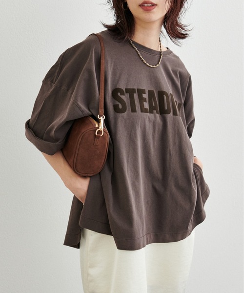 LARUTA（ラルータ）の「【LARUTA】サイドスリットBIGTシャツ（Tシャツ/カットソー・レディース・ブラウン/オフホワイト/ピンク/スミクロ・FREE）」の3枚目の写真