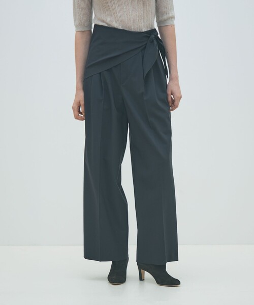 MACPHEE(マカフィー)の「ポリエステルウールストレッチ タックワイドパンツ(スラックス・レディース・ネイビー/ボルドー・36/34)」の15枚目の写真