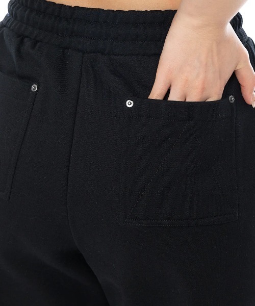 RVCA(ルーカ)の「【RVCA/ルーカ】24AW RECESSION SWEATPANTS/ウエストゴムワンポイントロゴスウェットパンツ(スウェットパンツ・レディース・グレー/ブラック/ホワイト・MEDIUM/SMALL)」の11枚目の写真