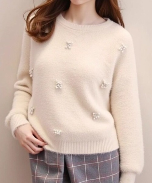 cammie(キャミー)の「パール付きシャギーニット(ニット/セーター・レディース・サックスブルー/ホワイト/ベージュ/ブラック・F)」の3枚目の写真