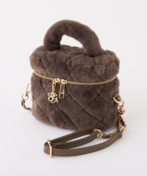 ファーキルティングバニティーバッグ（ショルダーバッグ）｜one after