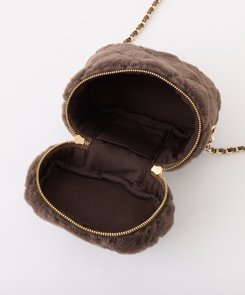 one after another NICE CLAUP（ワンアフターアナザーナイスクラップ）の「ファーキルティングバニティーバッグ（ショルダーバッグ・レディース・ダークブラウン/ブラック/アイボリー/ピンク・FREE）」の10枚目の写真