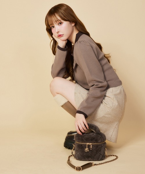 one after another NICE CLAUP（ワンアフターアナザーナイスクラップ）の「ファーキルティングバニティーバッグ（ショルダーバッグ・レディース・ダークブラウン/ブラック/アイボリー/ピンク・FREE）」の18枚目の写真