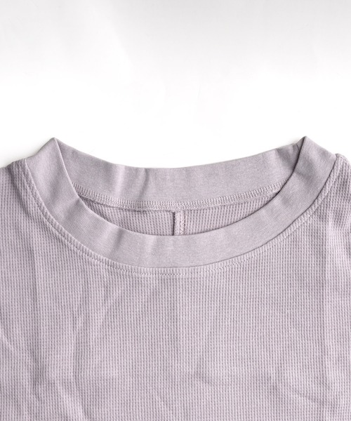 MARAI(マーライ)の「ワッフル裾切り替えフェイクレイヤード長袖Tシャツ(Tシャツ/カットソー・レディース・パープル/ブラウン/カーキ/ブラック/チャコールグレー・4L~5L/LL~3L/M~L)」の22枚目の写真