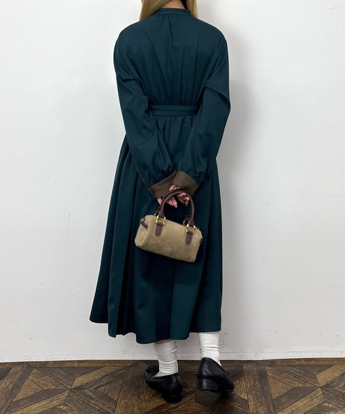 NICOLE CLUB（ニコル　クラブ）の「バイカラーケープ風ワンピース（ワンピース・レディース・ネイビー/グリーン/オフホワイト・MEDIUM）」の9枚目の写真