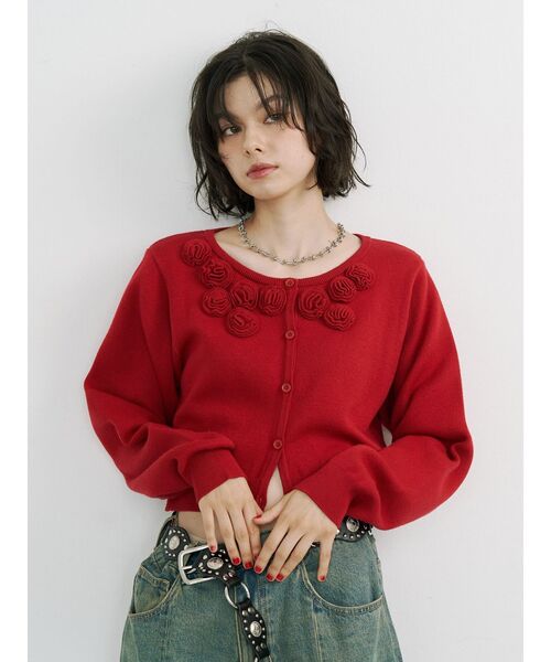 jouetie（ジュエティ）の「ローズモチーフコンパクトカーデ【セットアップ対応】（ニット/セーター・レディース・グレー/ブラック/レッド・MEDIUM）」の9枚目の写真