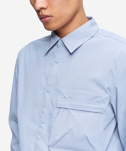 AIGLE(エーグル)の「撥水 ジップポケットオーバーシャツ(シャツ/ブラウス・メンズ・ブラック/ライトブルー・XL/M/S/L)」の10枚目の写真