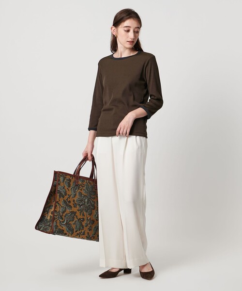 UNITED ARROWS（ユナイテッドアローズ）の「リブ バイカラー パイピング カットソー（Tシャツ/カットソー・レディース・オフホワイト/ダークブラウン/ダークグレー/ネイビー/ベージュ・FREE）」の7枚目の写真