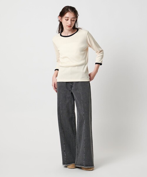 UNITED ARROWS（ユナイテッドアローズ）の「リブ バイカラー パイピング カットソー（Tシャツ/カットソー・レディース・オフホワイト/ダークブラウン/ダークグレー/ネイビー/ベージュ・FREE）」の9枚目の写真