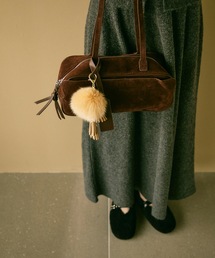 Lutim by u（ルチバイユー）の「Fur pom charm / ファーポムチャーム（キーホルダー）」