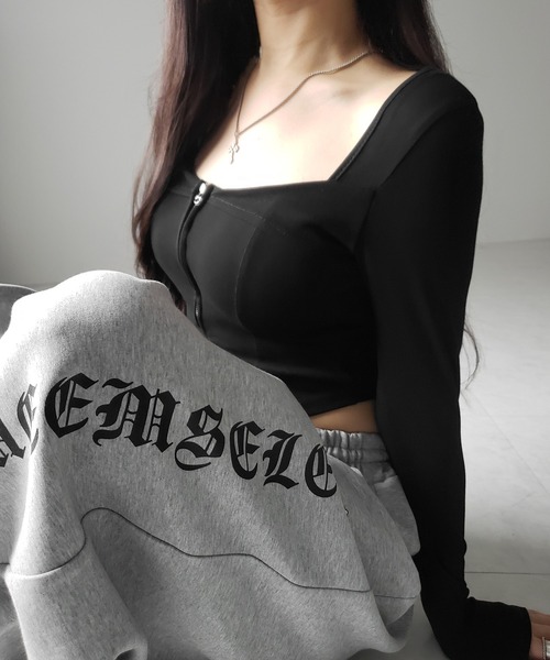 me+em select（ミームセレクト）の「【 ２color 】ダブルジップコルセットスクエアネックロンＴ ／ double zip corset square neck longsleeve T-Shirt（Tシャツ/カットソー・レディース・ホワイト/ブラック・FREE）」の21枚目の写真