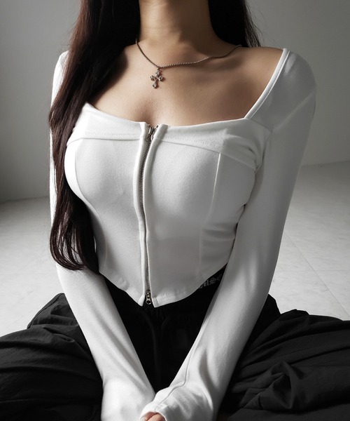 me+em select（ミームセレクト）の「【 ２color 】ダブルジップコルセットスクエアネックロンＴ ／ double zip corset square neck longsleeve T-Shirt（Tシャツ/カットソー・レディース・ホワイト/ブラック・FREE）」の7枚目の写真