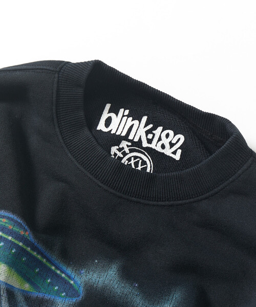 FREAK'S STORE(フリークスストア)の「【EXCLUSIVE】BLINK182 print L/S Tee / ブリンク182 エイリアングラフィックプリント スウェット(スウェット・メンズ・ブラック・MEDIUM/LARGE/X-LARGE)」の4枚目の写真