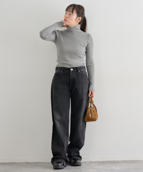 U by SPICK&SPAN（ユーバイスピックアンドスパン）の「《追加》リブタートルニット（ニット/セーター・レディース・グレー/アイボリー/ブラウン/レッド・FREE）」の19枚目の写真