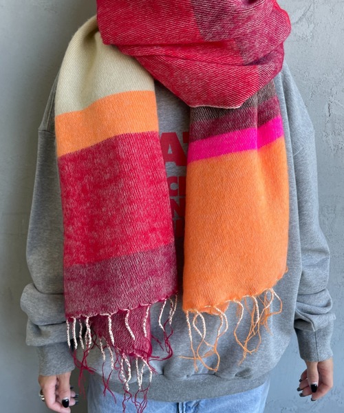 hint hint（ヒントヒント）の「[hint hint/ヒントヒント] アクリルコットン大判ストール(レッド)（ストール/ショール・レディース・レッド系・ONE SIZE）」の6枚目の写真