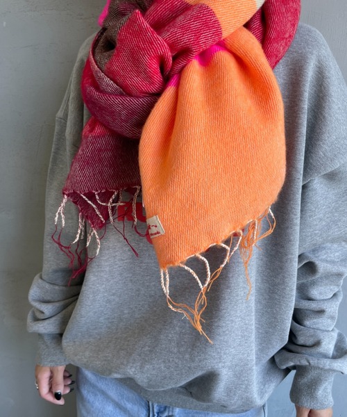 hint hint（ヒントヒント）の「[hint hint/ヒントヒント] アクリルコットン大判ストール(レッド)（ストール/ショール・レディース・レッド系・ONE SIZE）」の12枚目の写真