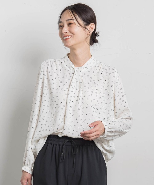 LAUTREAMONT（ロートレアモン）の「【WEB限定】バックサテン小紋プリントブラウス（シャツ/ブラウス・レディース・アイボリー/ブラック系その他/ベージュ系その他・9号/11号）」の21枚目の写真