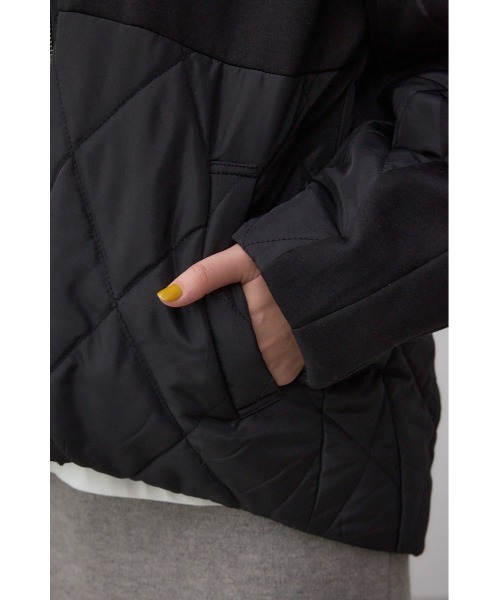 AZUL by moussy（アズールバイマウジー）の「ダンボールドッキングジップパーカー（パーカー・レディース・ブラック/グレイッシュベージュ/ブラウン・SMALL/MEDIUM）」の16枚目の写真