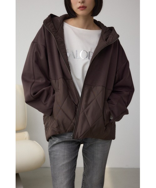 AZUL by moussy（アズールバイマウジー）の「ダンボールドッキングジップパーカー（パーカー・レディース・ブラック/グレイッシュベージュ/ブラウン・SMALL/MEDIUM）」の18枚目の写真