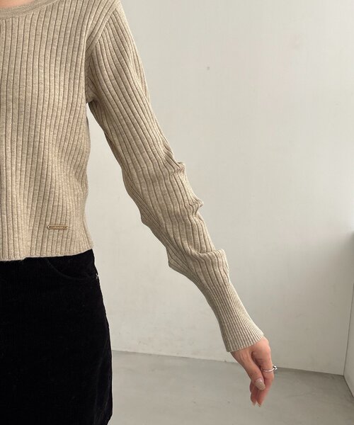 CAPRICIEUX LE'MAGE（カプリシューレマージュ）の「【新色/オフホワイト】【前後2WAY】カーブスリーブリブニット（カーディガン/ボレロ・レディース・レッド/ブラウン/ベージュ/ブラック/オフホワイト・FREE）」の11枚目の写真