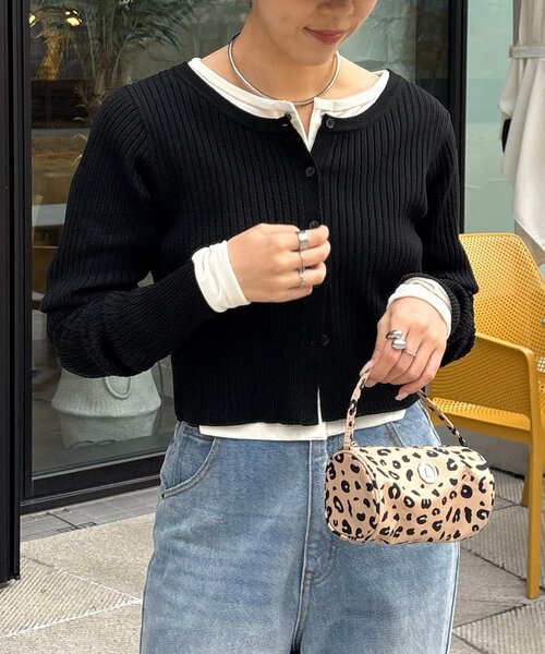 CAPRICIEUX LE'MAGE（カプリシューレマージュ）の「【新色/オフホワイト】【前後2WAY】カーブスリーブリブニット（カーディガン/ボレロ・レディース・レッド/ブラウン/ベージュ/ブラック/オフホワイト・FREE）」の16枚目の写真