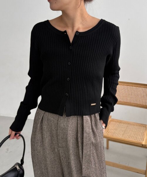 CAPRICIEUX LE'MAGE（カプリシューレマージュ）の「【新色/オフホワイト】【前後2WAY】カーブスリーブリブニット（カーディガン/ボレロ・レディース・レッド/ブラウン/ベージュ/ブラック/オフホワイト・FREE）」の18枚目の写真