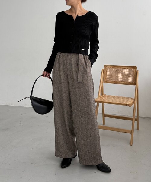 CAPRICIEUX LE'MAGE（カプリシューレマージュ）の「【新色/オフホワイト】【前後2WAY】カーブスリーブリブニット（カーディガン/ボレロ・レディース・レッド/ブラウン/ベージュ/ブラック/オフホワイト・FREE）」の20枚目の写真