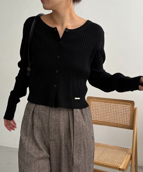 CAPRICIEUX LE'MAGE（カプリシューレマージュ）の「【新色/オフホワイト】【前後2WAY】カーブスリーブリブニット（カーディガン/ボレロ・レディース・レッド/ブラウン/ベージュ/ブラック/オフホワイト・FREE）」の22枚目の写真