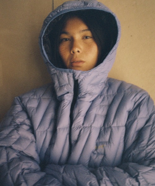 HUF（ハフ）の「HUF X TAION CASCADE PACKABLE HOODED DOWN JACKET（ブルゾン・メンズ・パープル系その他/ブラック/ストーン/イエロー系その他・S/M/L/XL/XXL）」の6枚目の写真