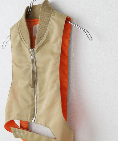 IENA LA BOUCLE(イエナラブークル)の「JUN MIKAMI/ジュンミカミ フライトベスト 25AW-11-J(その他アウター・レディース・ベージュ・FREE)」の10枚目の写真