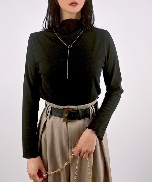 CLOTHY(クロシィ)の「【ふんわり起毛で、冬まで可愛くあったか】ハイネック起毛リブトップス(Tシャツ/カットソー・レディース・ブラック/アイボリー/ブラウン・MEDIUM)」の6枚目の写真