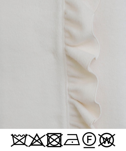 PICCIN PERLA(ピッチンペルラ)の「フロントフリルショートコート(ノーカラーコート・レディース・オフホワイト/ブラック/ピンク・M)」の15枚目の写真