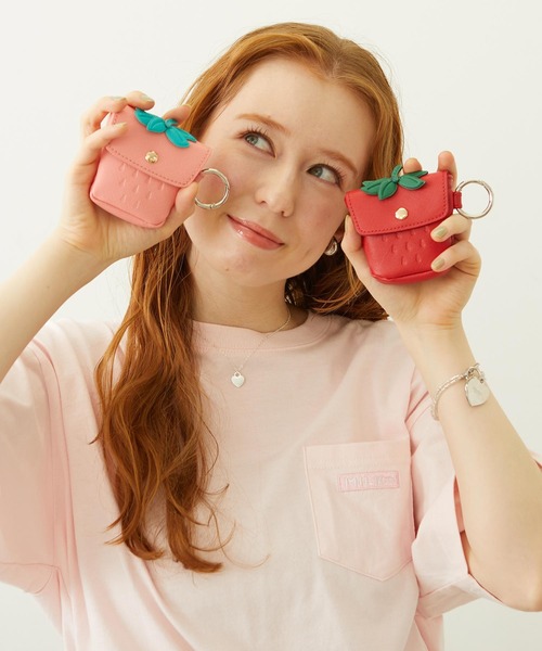 【専用です】TFW49　ピンク色小物セット♪ 楽天市場】バービー おしゃれなピンクのドリームクローゼット ドール