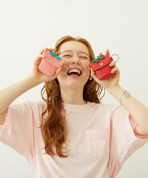 MILKFED.（ミルクフェド）の「STRAWBERRY MULTI CASE（ポーチ・レディース・ピンク/レッド・ONE SIZE）」の14枚目の写真