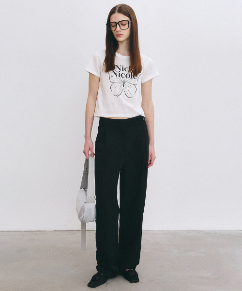 NICK&NICOLE(ニックアンドニコール)の「BUTTERFLY SIGNATURE CROP TOP_IVORY BLACK(Tシャツ/カットソー・レディース・その他・FREE)」の4枚目の写真
