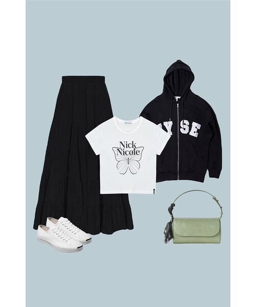 NICK&NICOLE(ニックアンドニコール)の「BUTTERFLY SIGNATURE CROP TOP_IVORY BLACK(Tシャツ/カットソー・レディース・その他・FREE)」の7枚目の写真