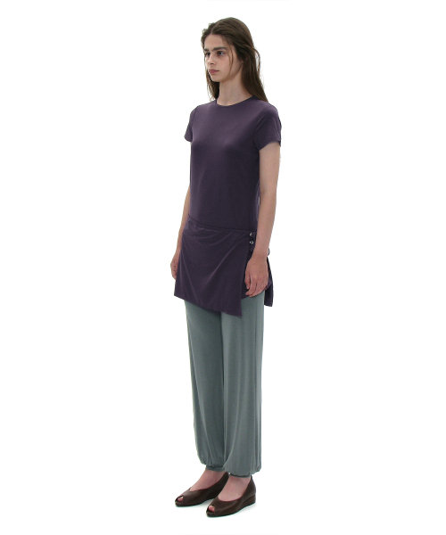 PARTIMENTO WOMEN(パルティメントウィメン)の「PWC マルチウェイラップスカートレイヤードトップ_ミッドナイトプラム(Tシャツ/カットソー・レディース・その他・SMALL/MEDIUM/LARGE)」の2枚目の写真