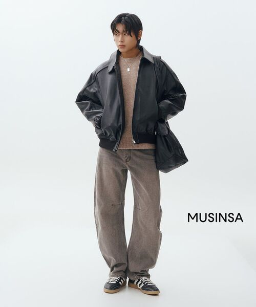 MUSINSA STANDARD（ムシンサスタンダード）の「シンセティックレザーオーバーサイズカラー付きジャケット[ブラック]（ライダースジャケット・メンズ・その他・MEDIUM/LARGE/X-LARGE/XX-LARGE）」の11枚目の写真