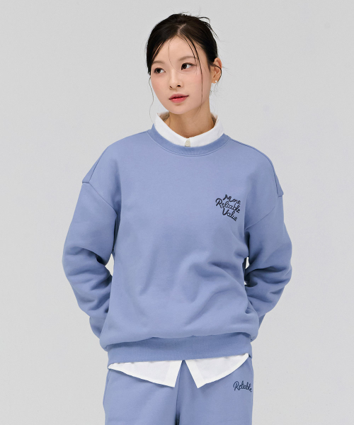 CHASECULT(チェイスカルト)の「女性刺繍ポイント裏起毛スウェットTシャツ-スカイブルー(スウェット・レディース・スカイブルー・90/85)」の2枚目の写真