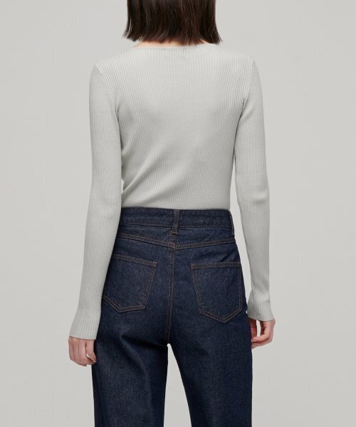 MUSINSA STANDARD WOMAN（ムシンサスタンダードウーマン）の「ウィメンズリブスリムボートネックニット[ライトグレー]（ニット/セーター・レディース・その他・LARGE）」の2枚目の写真