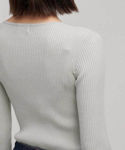 MUSINSA STANDARD WOMAN（ムシンサスタンダードウーマン）の「ウィメンズリブスリムボートネックニット[ライトグレー]（ニット/セーター・レディース・その他・LARGE）」の5枚目の写真