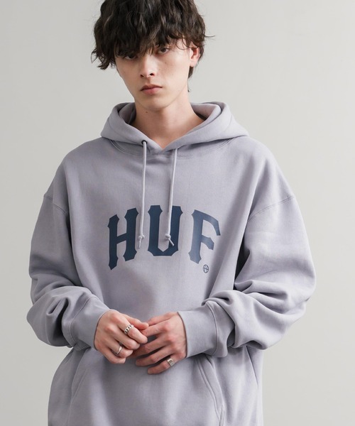 HUF（ハフ）の「HUF ハフ ARCH P/O HOODIE オーバーサイズアーチロゴプリント裏起毛プルオーバーパーカー（パーカー・メンズ・ブラウン/ブラック/ライラック・M/L/XL）」の13枚目の写真